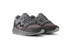 KARHU Aria 95 Smoked Pearl / Caviar