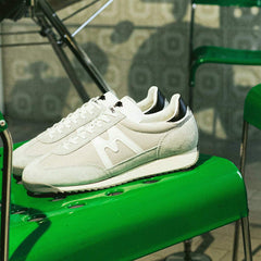 Mestari Dawn Blue / Bright White – Karhu US