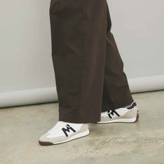Karhu Mestari 76 – Silver Lining / Black