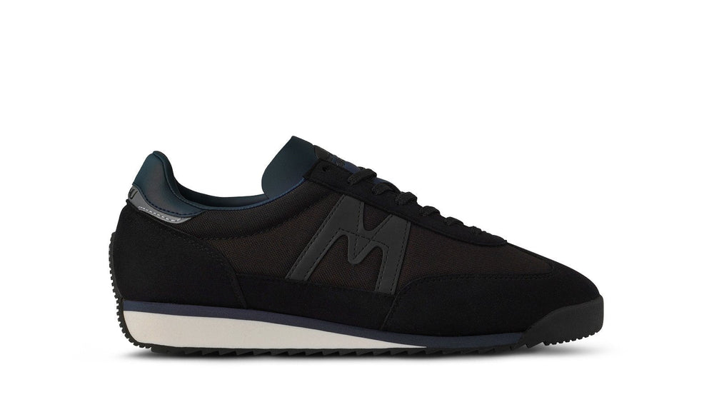 Karhu Mestari – Jet Black / India Ink