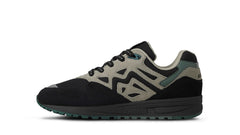 Karhu Legacy 96 - Caviar / Abbey Stone