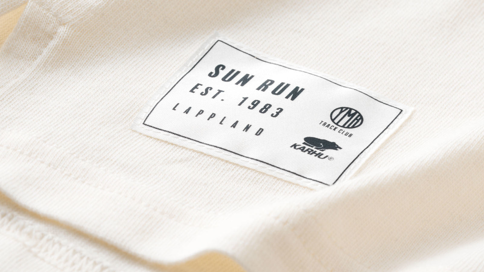 SUN RUN T-SHIRT WOMEN'S - OFF WHITE – Karhu US
