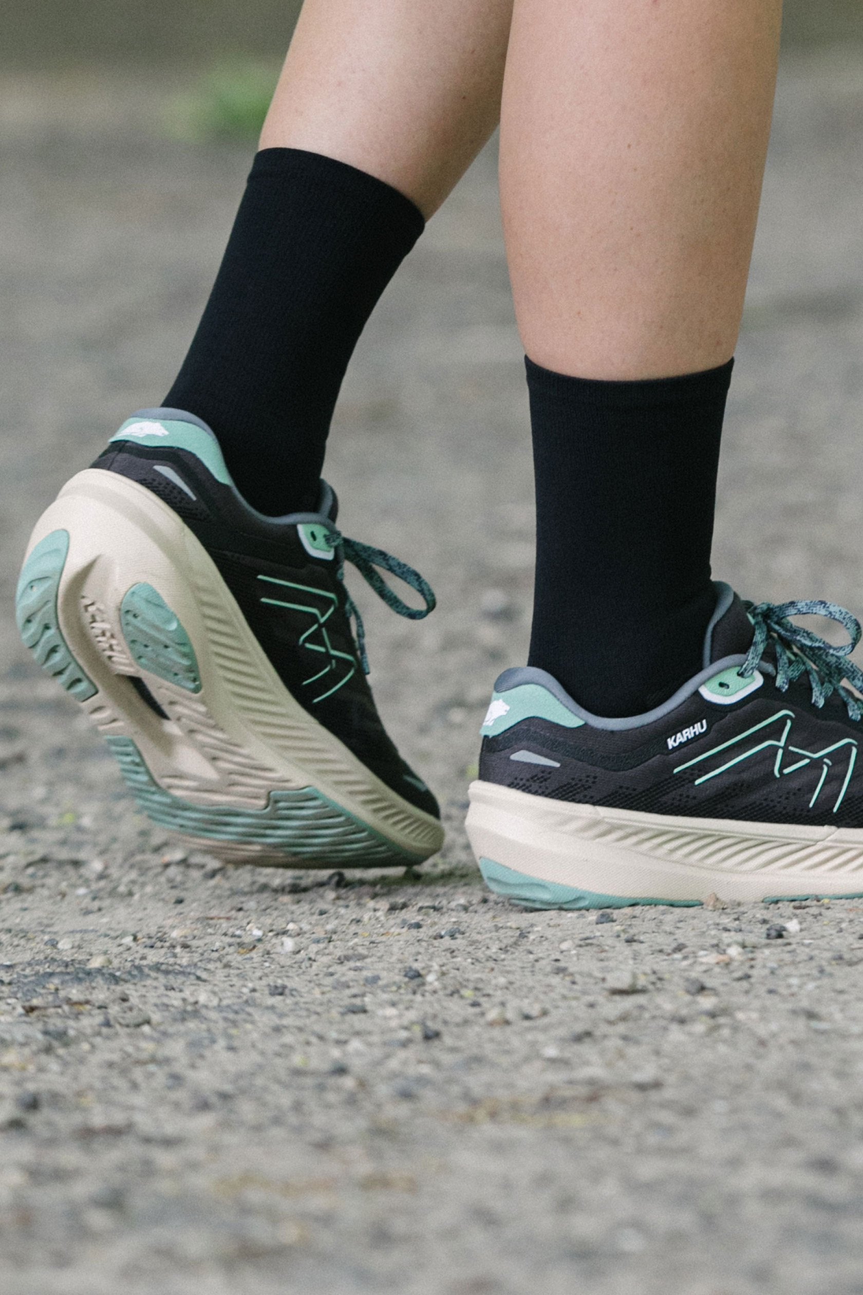 Karhu Women's Fusion 4.5 HiVo Plum Kitten / Frosty Green – Karhu US
