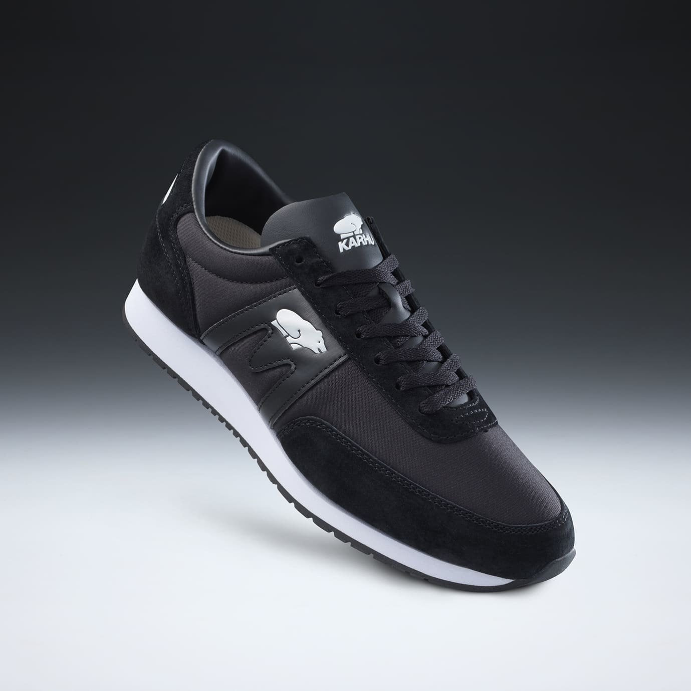 KARHU Albatross 82 - Black / Black