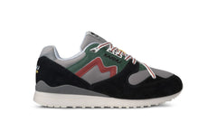 Synchron classic - jet black / hot sauce – Karhu US