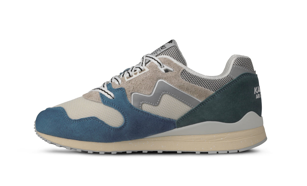 Karhu synchron classic coronet blue / silver lining – Karhu US