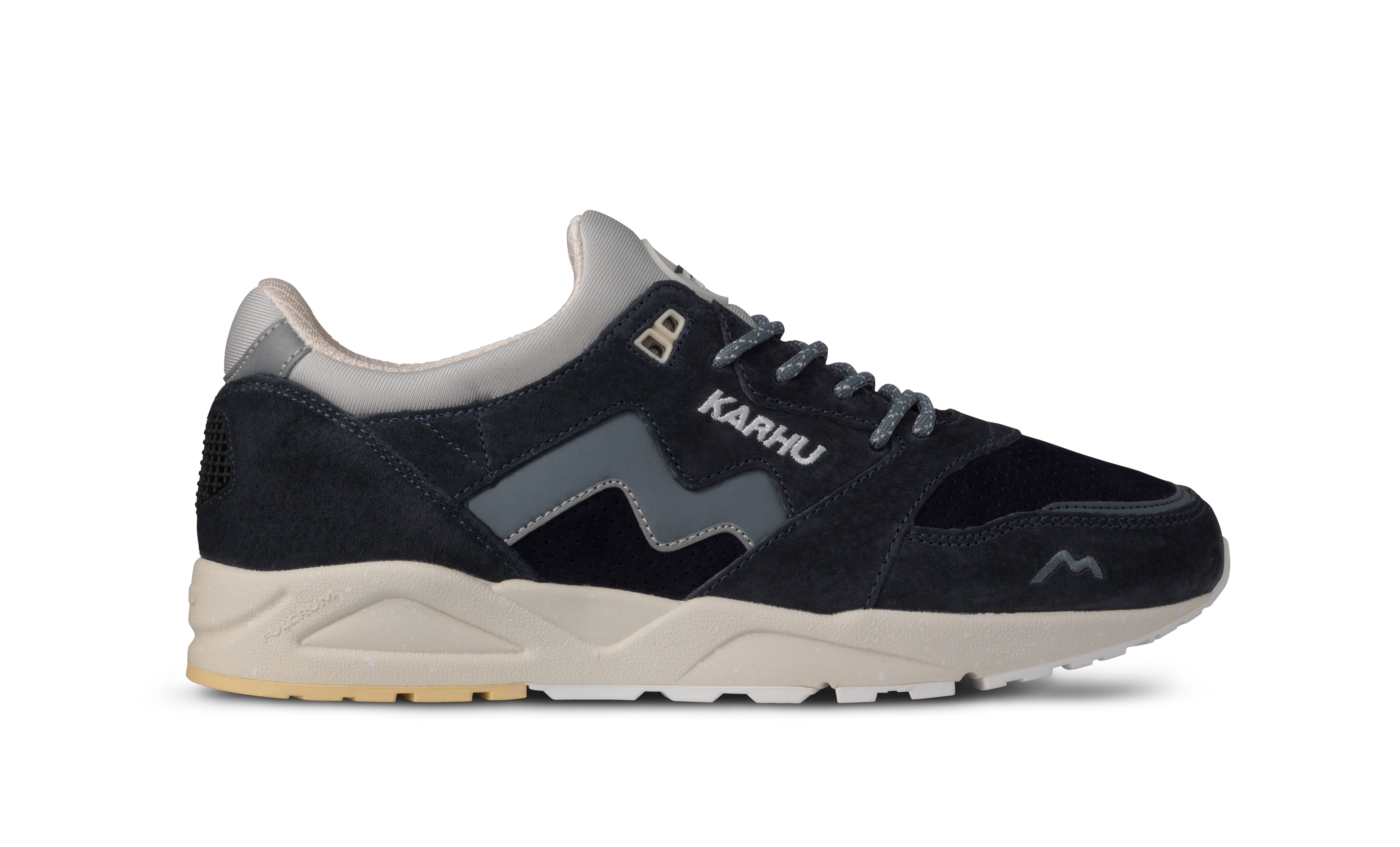 Karhu Aria 95 India Ink / Stormy Weather – Karhu US