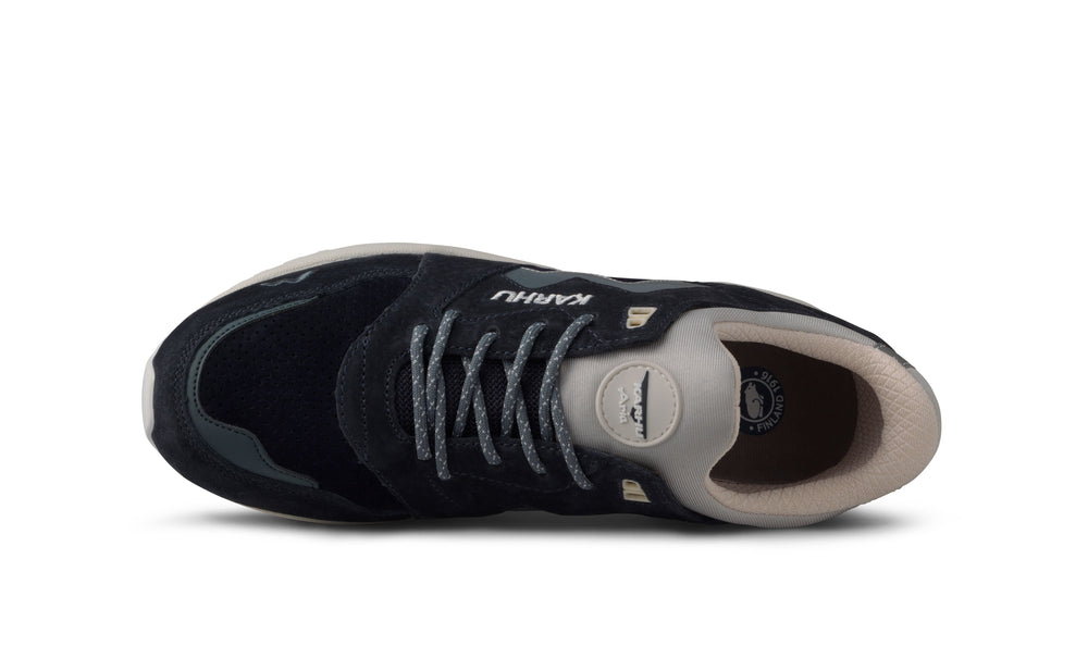 Karhu Aria 95 India Ink / Stormy Weather – Karhu US