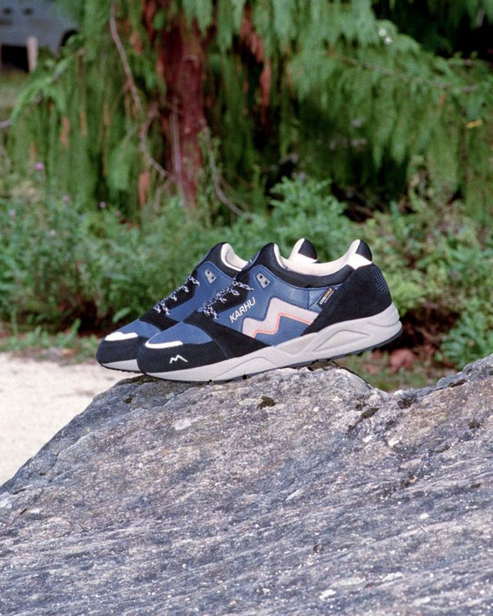 KARHU Aria 95 Caviar / Vintage Khaki F803118 sneakers – Karhu US