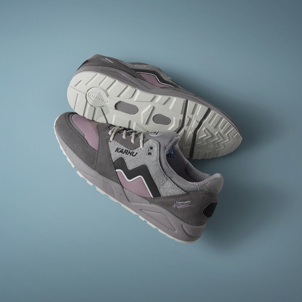 KARHU Aria 95 Smoked Pearl / Caviar