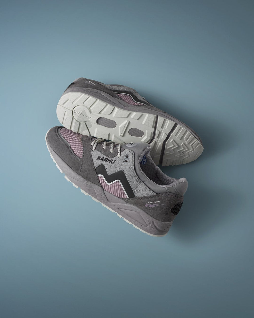 KARHU Aria 95 Smoked Pearl / Caviar