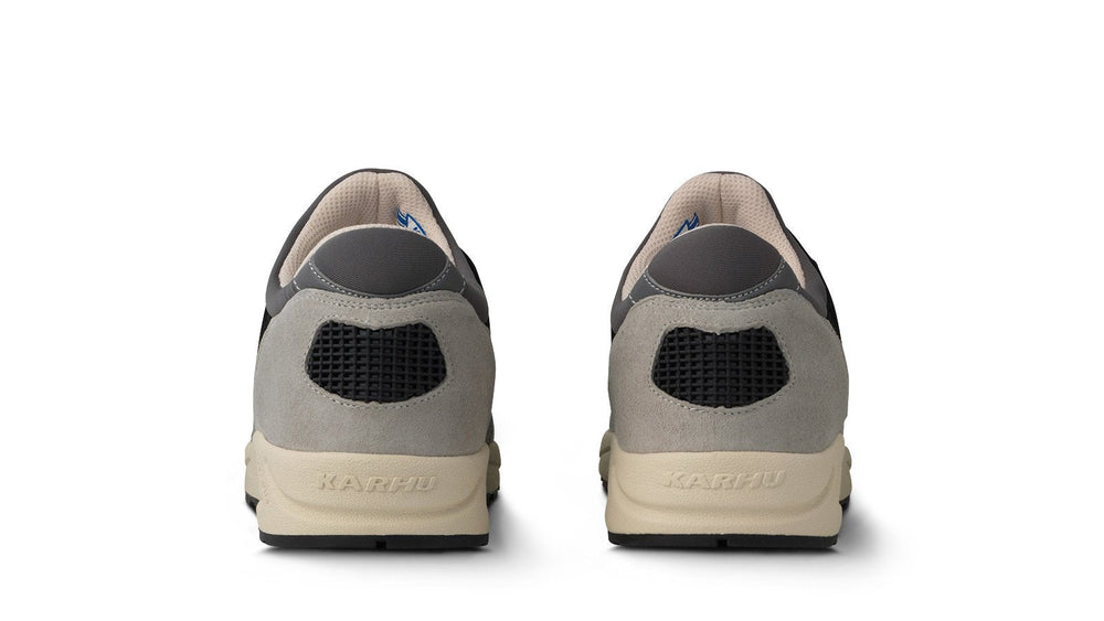 Karhu Aria 95 Dawn Blue / Jet Black - F803122 Lifestyle sneakers – Karhu US