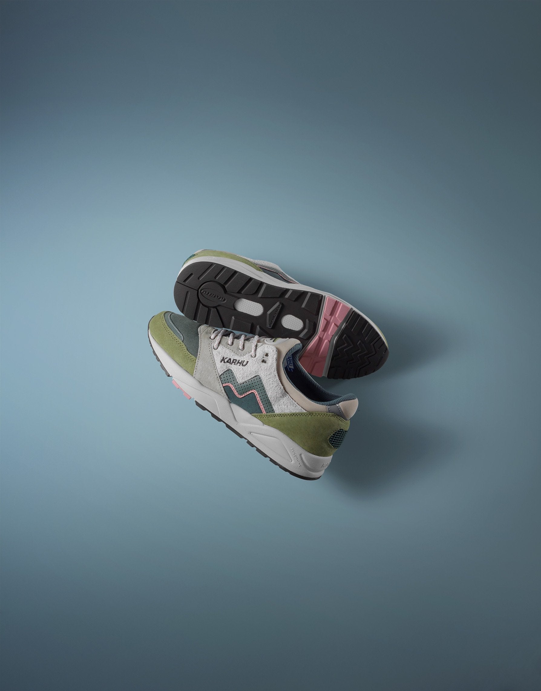 Karhu aria 95 - sphagnum / dark forest – Karhu US
