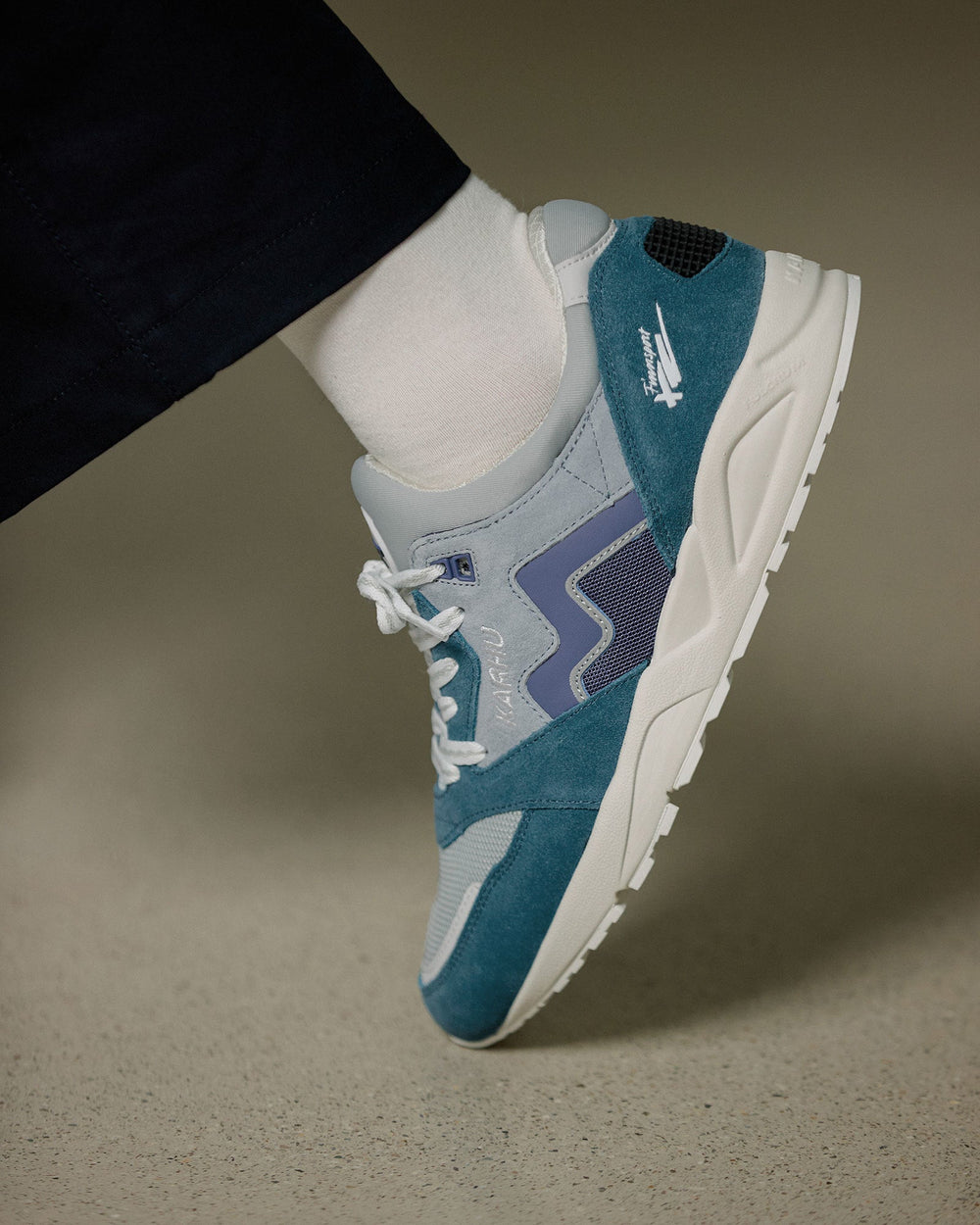 Karhu Aria 95 – Blue Mirage / Skipper Blue