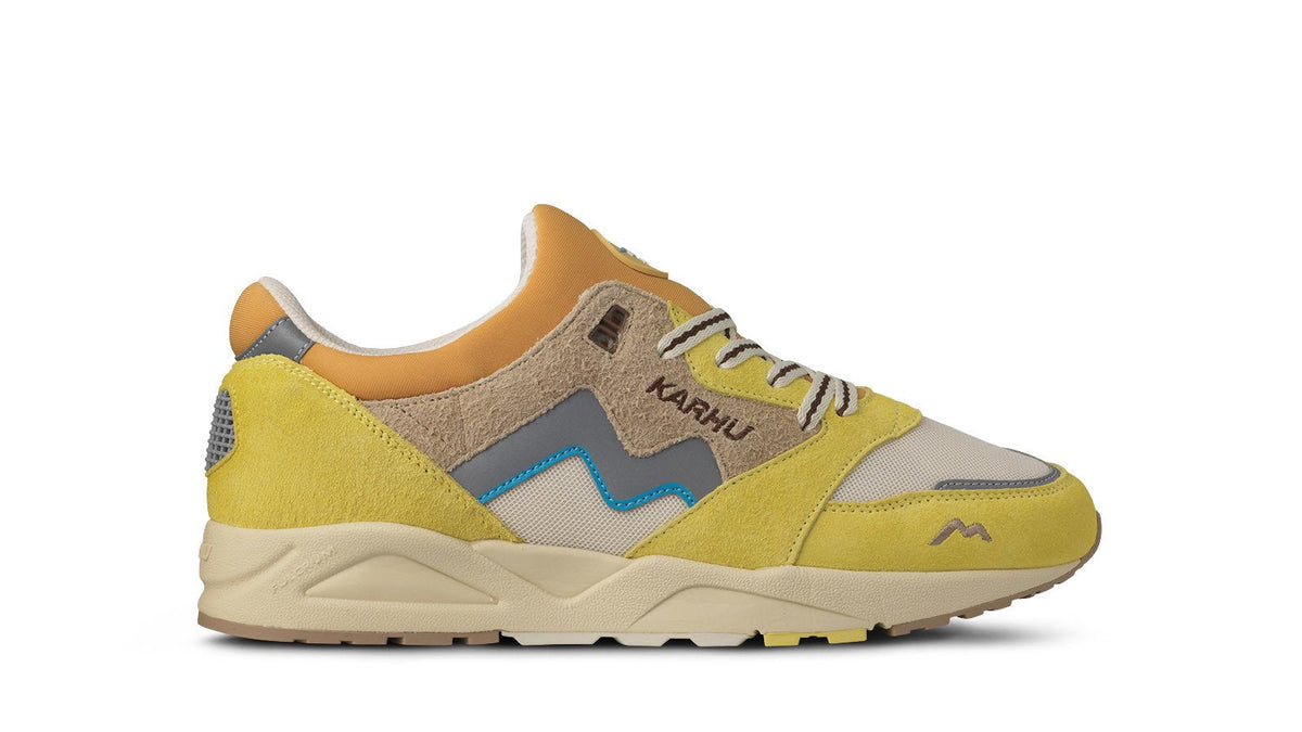 Karhu Aria 95 - Cream Gold / Warm Taupe