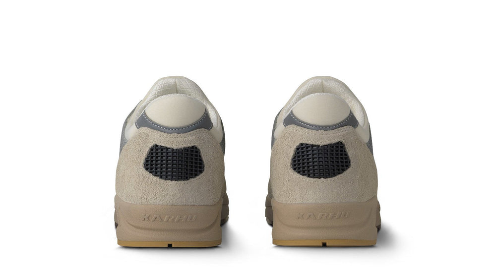 Karhu Aria 95 Mölkky pack Turtledove / Iceberg Green - Sneakers – Karhu US