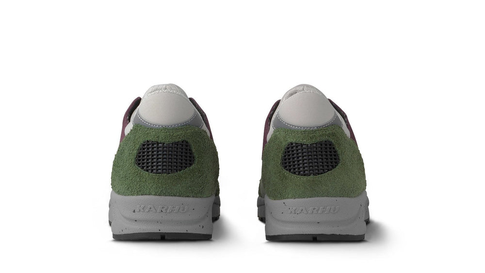 Karhu Aria 95 - Bronze Green / Fig