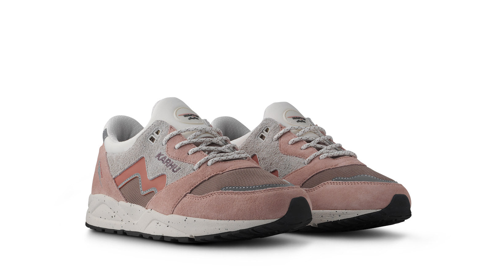 Karhu Aria 95 – Adobe Rose / Light Mahogany