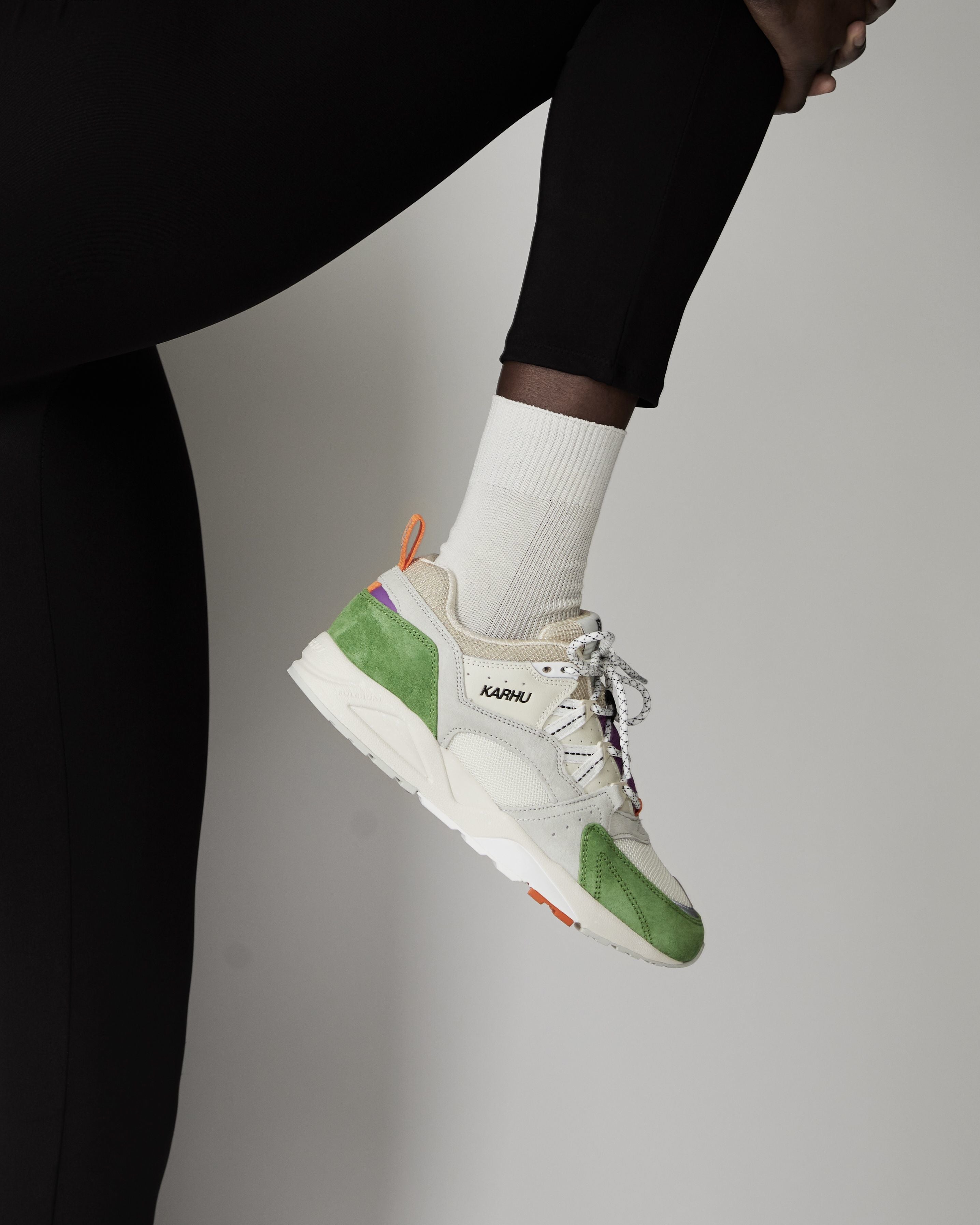 karhu fusion 2.0 "flow state" pack 2 piquant green / bright white – Karhu US