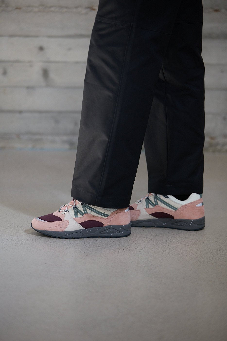 Karhu Fusion 2.0 – Cameo Rose / Iceberg Green