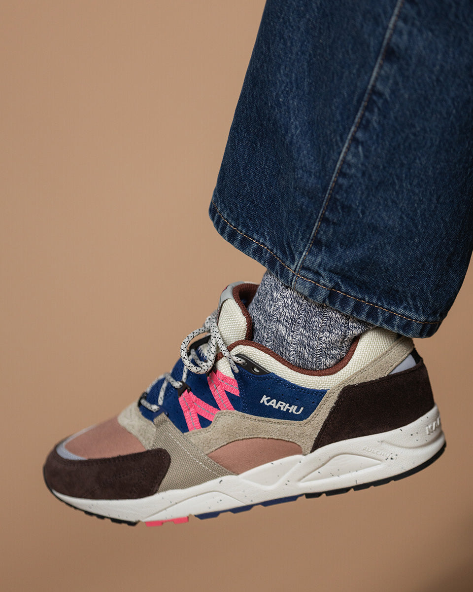 Karhu Fusion 2.0 – Mole / Pink Lemonade