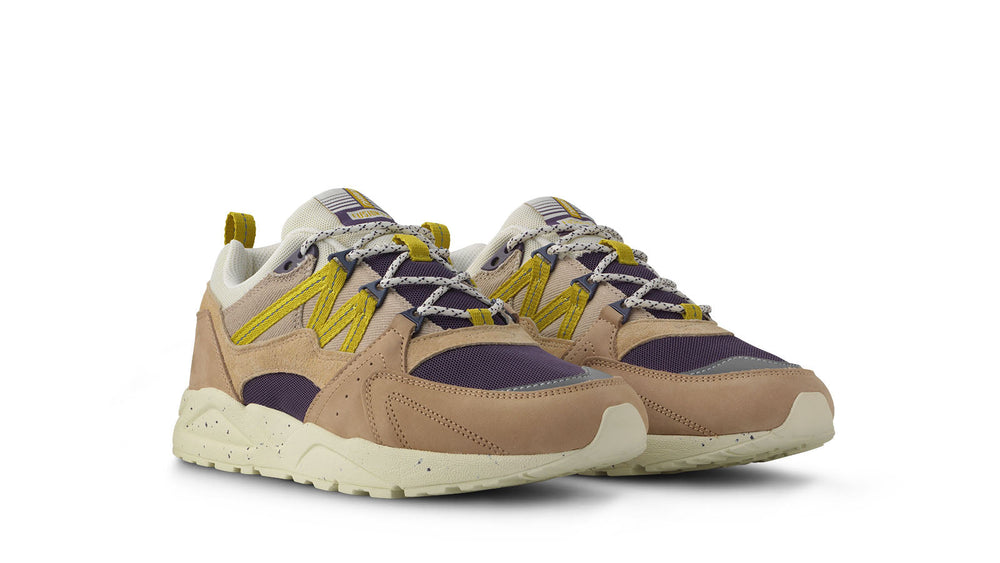 Karhu Fusion 2.0 – Warm Taupe / Mango Mint