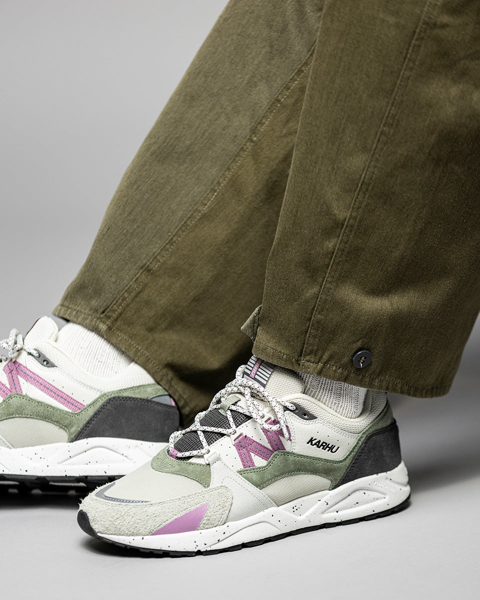 Karhu Fusion 2.0 – Dark Gull Gray / Lilas