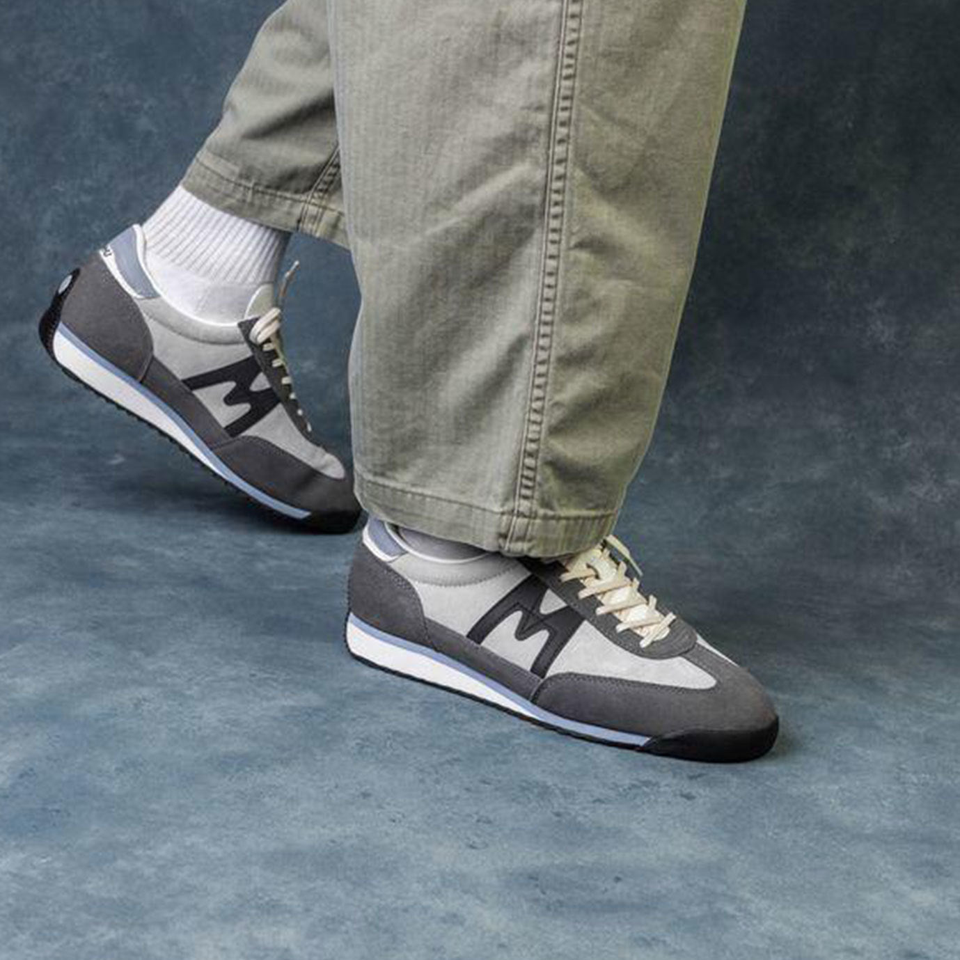 Karhu Mestari Sneaker l Smoked Pearl / Caviar F805075 – Karhu US