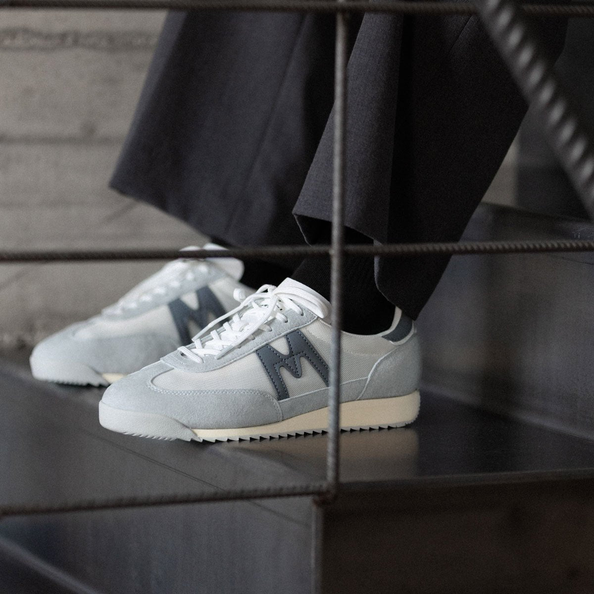 Karhu Mestari – Dawn Blue / Smoked Pearl