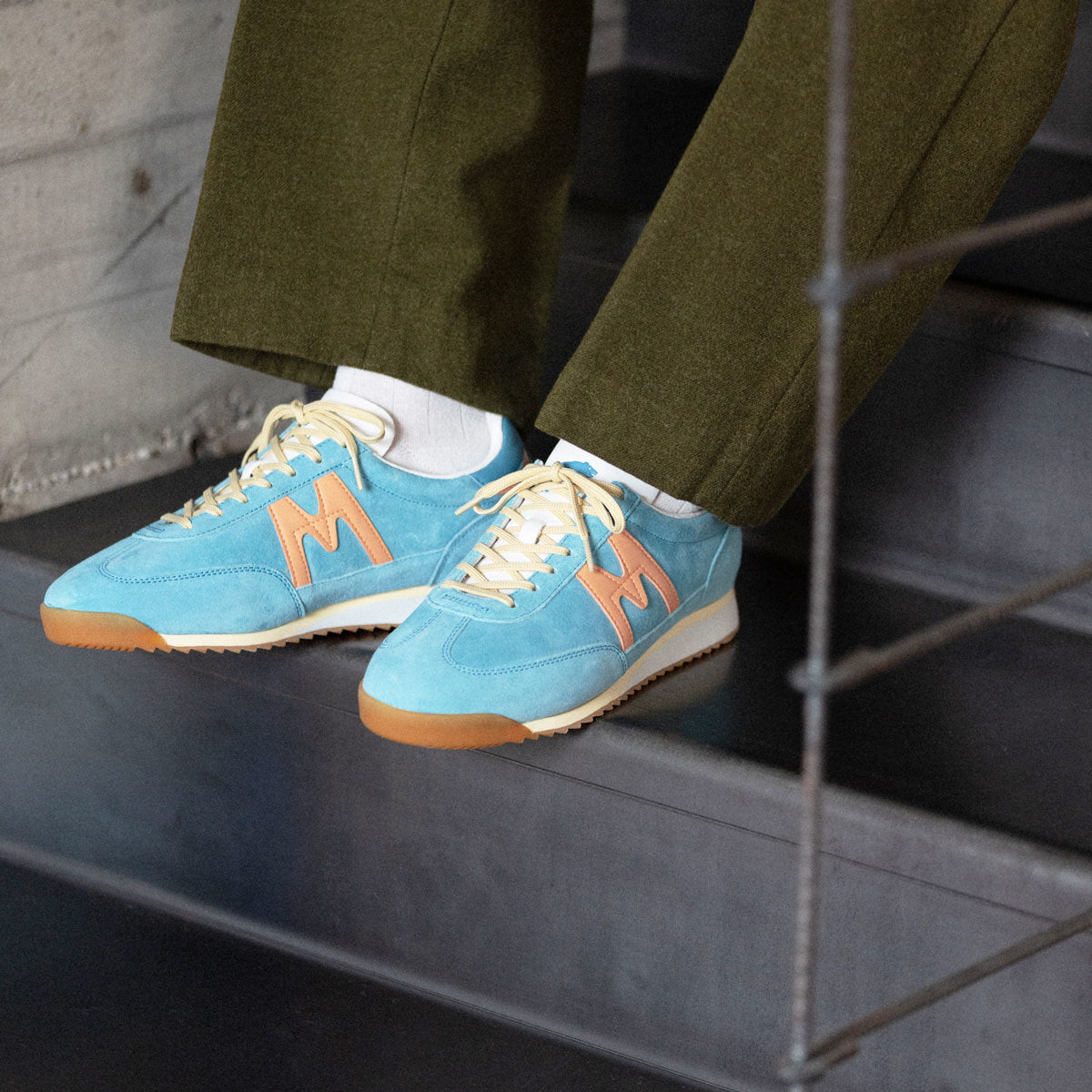 Karhu Mestari Delphinium Blue / Peach Fuzz