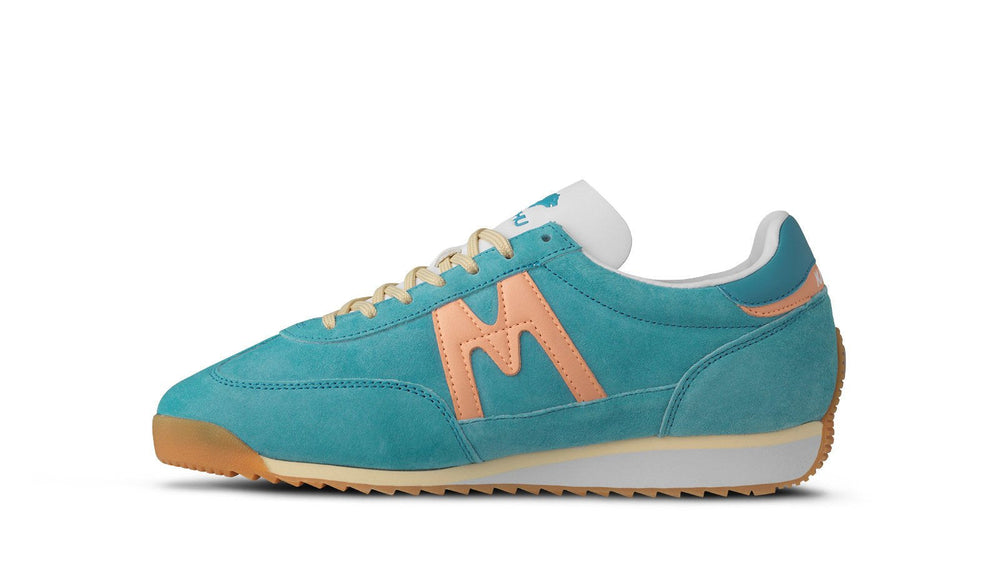 Karhu Mestari Delphinium Blue / Peach Fuzz