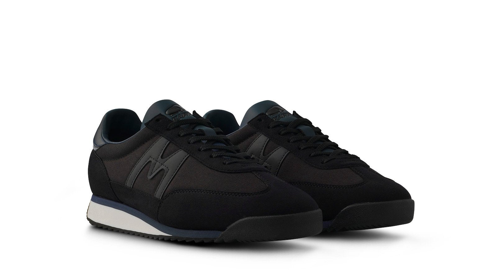 Karhu Mestari – Jet Black / India Ink