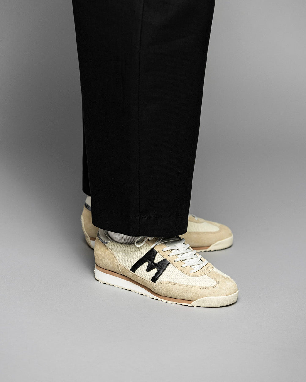 Karhu Mestari 76 Boulder / Jet Black - Lifestyle sneakers – Karhu US