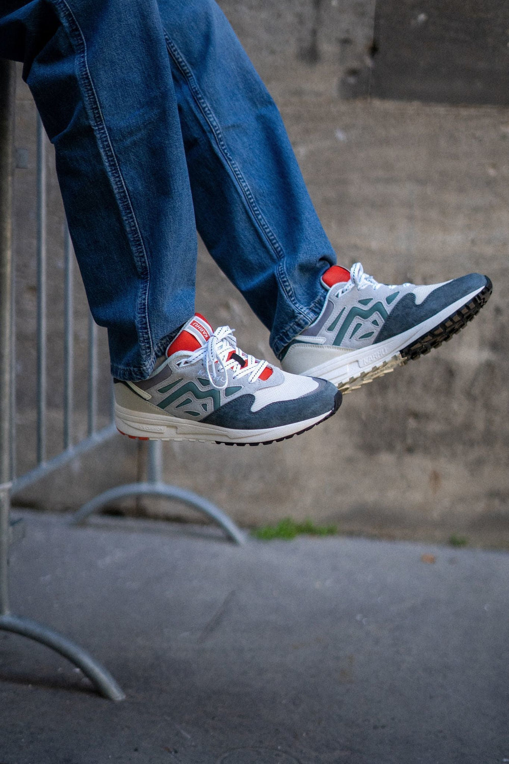 KARHU Legacy 96 - turbulence / dawn blue – Karhu US