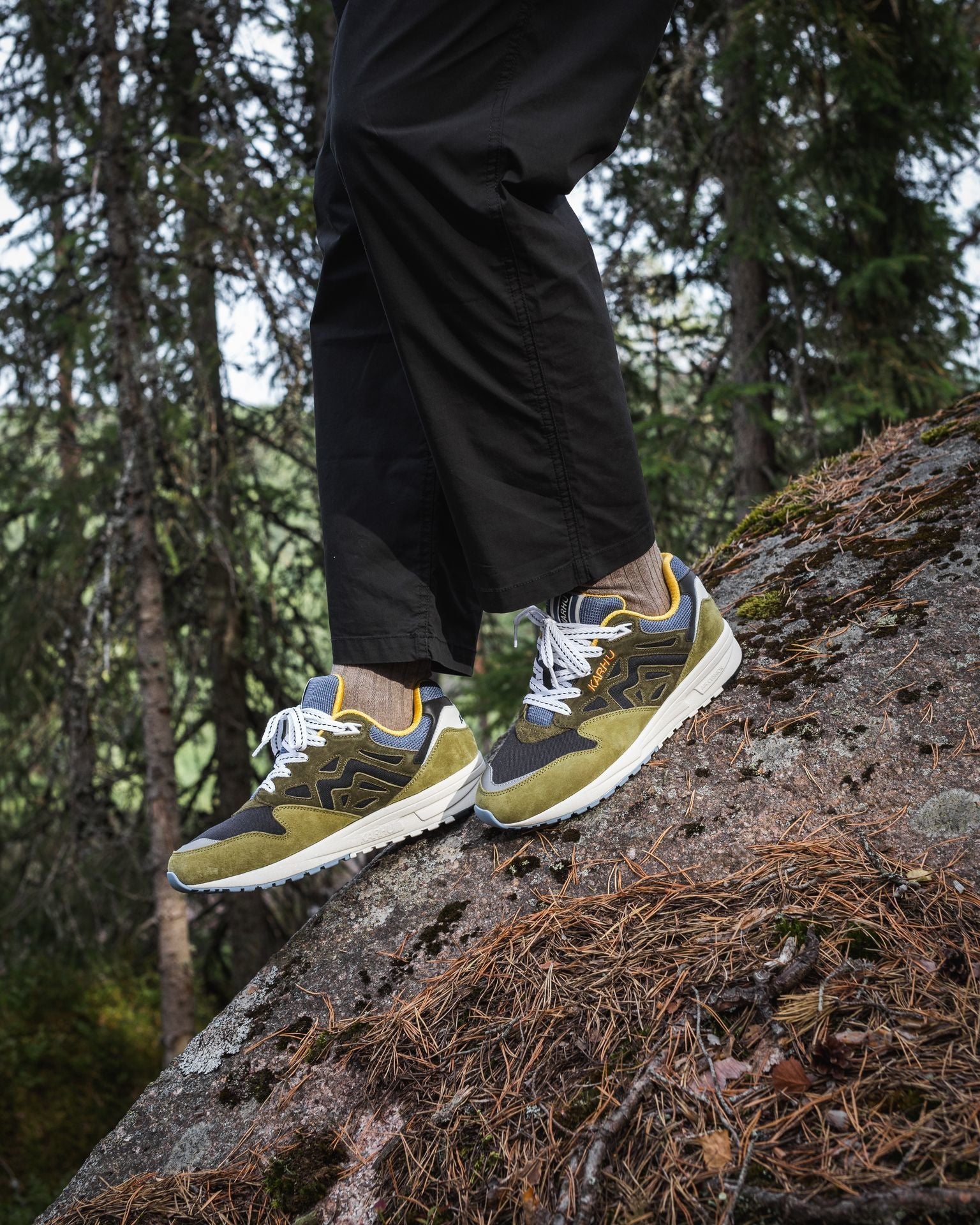 Legacy 96 "trees of finland" pack green moss / india ink – Karhu US