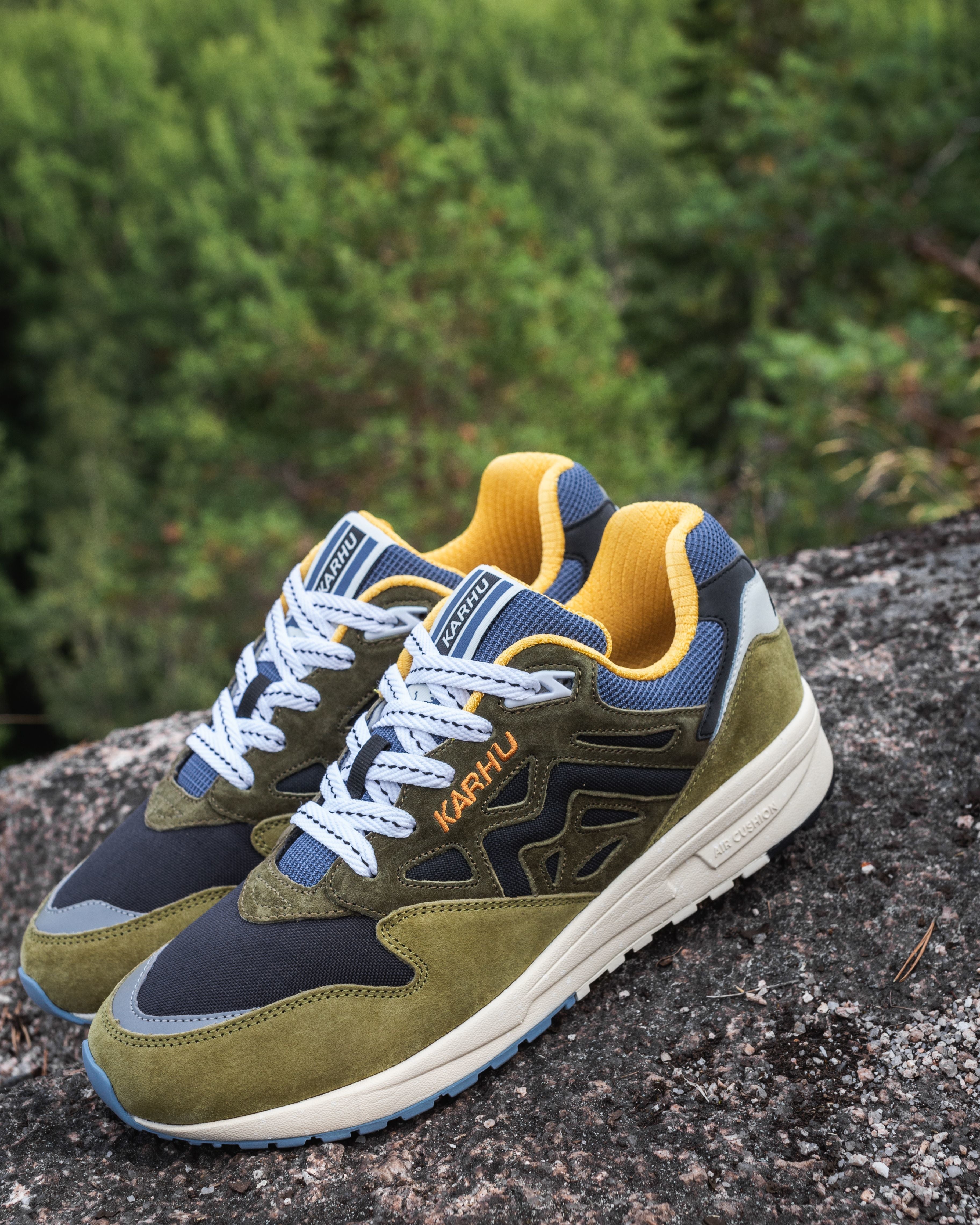 Legacy 96 "trees of finland" pack green moss / india ink – Karhu US