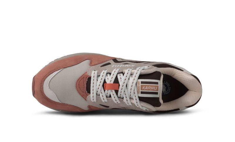 Karhu legacy 96 cork / chocolate torte – Karhu US