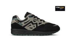 Karhu Legacy 96 - Caviar / Abbey Stone​