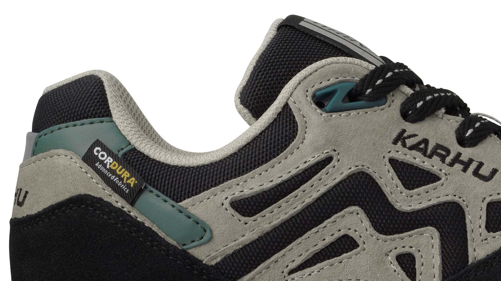 Karhu Legacy 96 - Caviar / Abbey Stone​