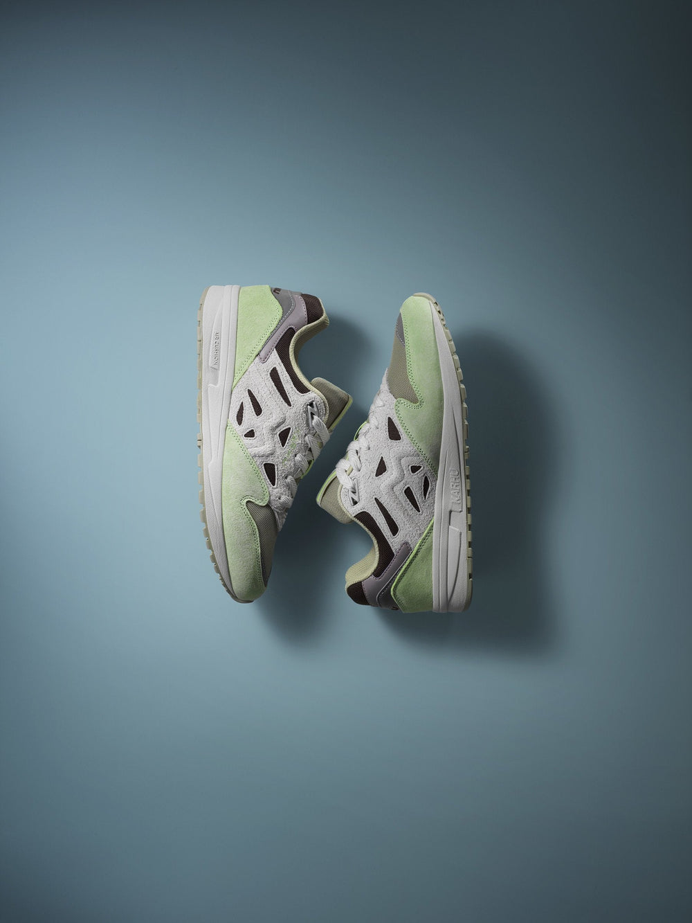 Karhu Legacy 96 - shadow lime / dawn blue – Karhu US