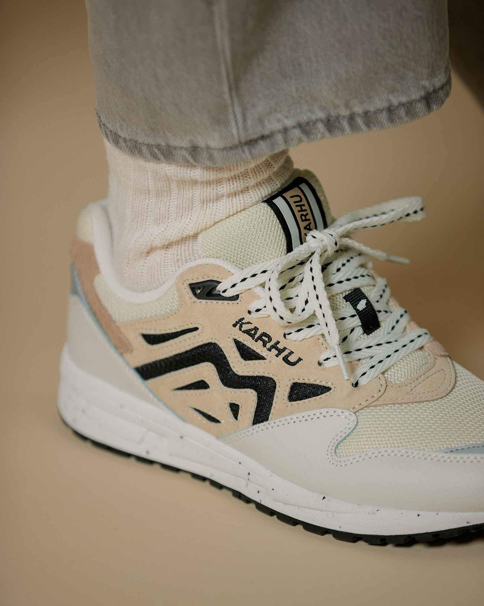 Karhu Legacy 96 Blanc de Blanc / Wood Ash - F806084 Lifestyle sneakers – Karhu US