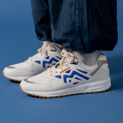 Karhu Legacy 96 – Blanc de Blanc / Dazzling Blue