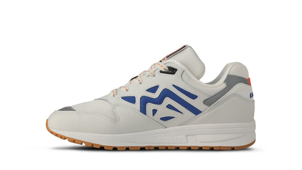 Karhu Legacy 96 – Blanc de Blanc / Dazzling Blue