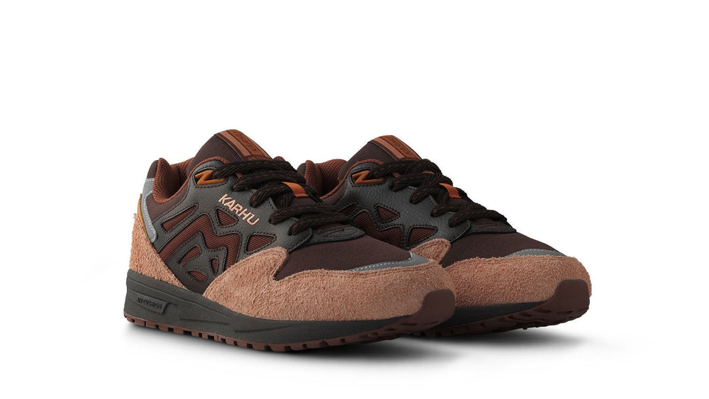 Karhu Legacy 96 – Cork / Cappuccino