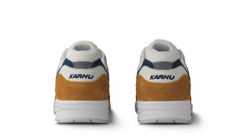 Karhu Legacy 96 – Pumpkin Spice / Bright White