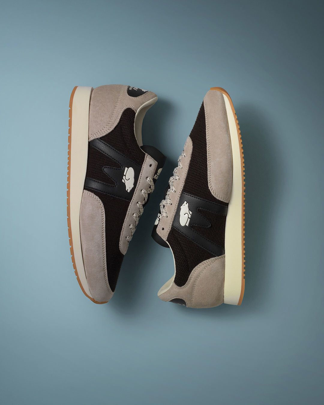 Karhu Albatross 82 - Silver Lining / Jet Black