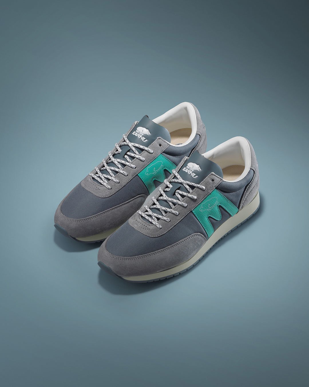Karhu Albatross 82 - Limestone / Pool Blue