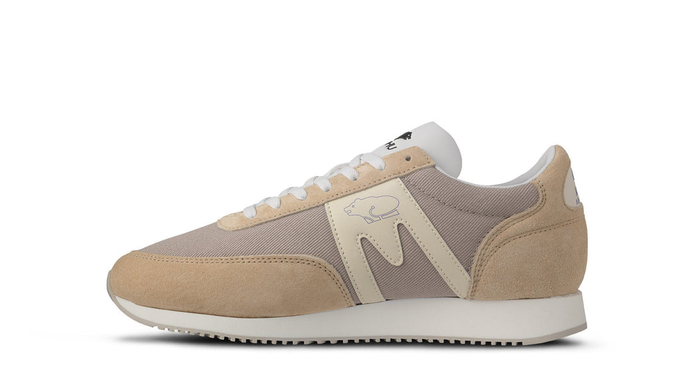 Karhu Albatross 82 - Hazelnut / Turtledove