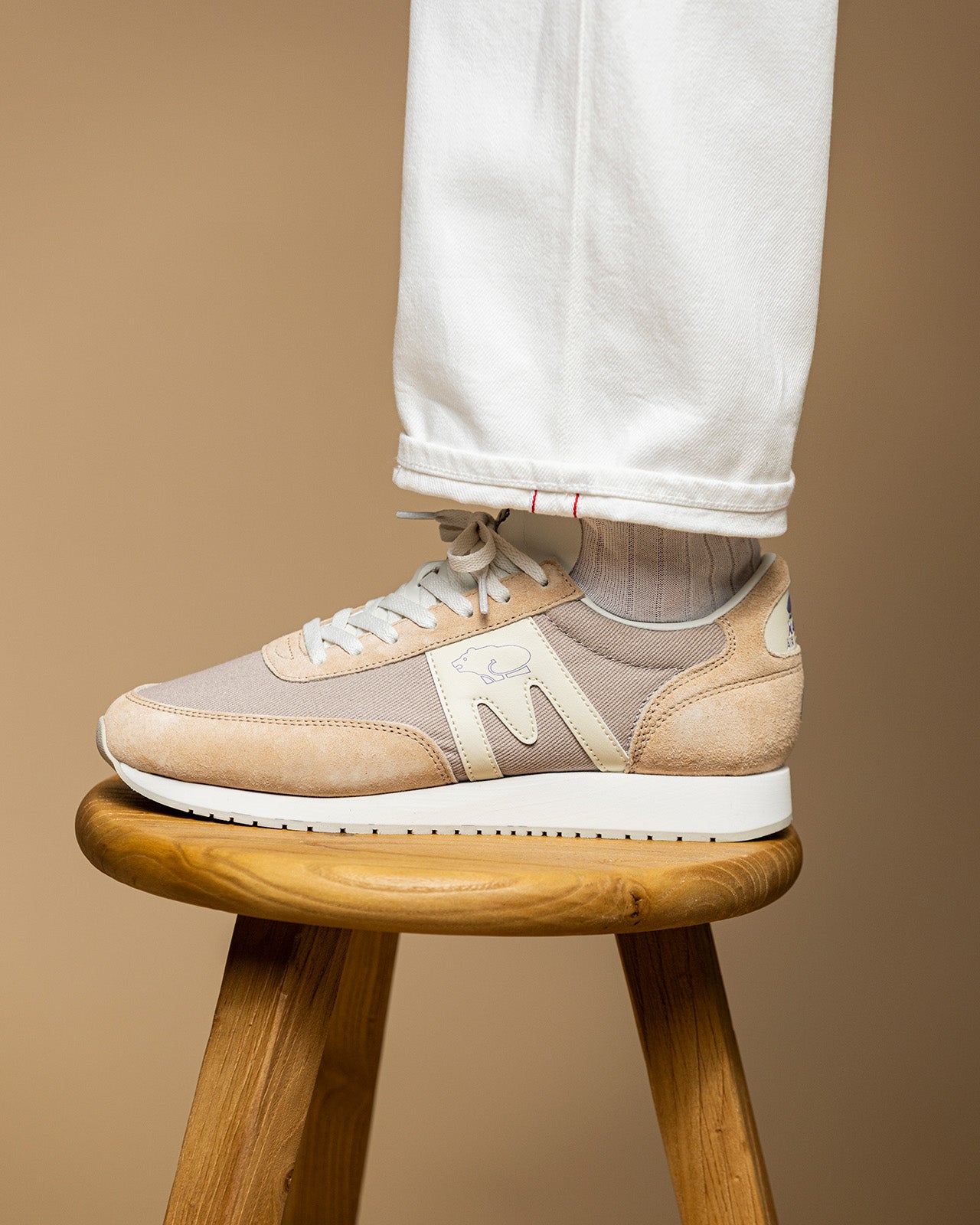 Karhu Albatross 82 - Hazelnut / Turtledove