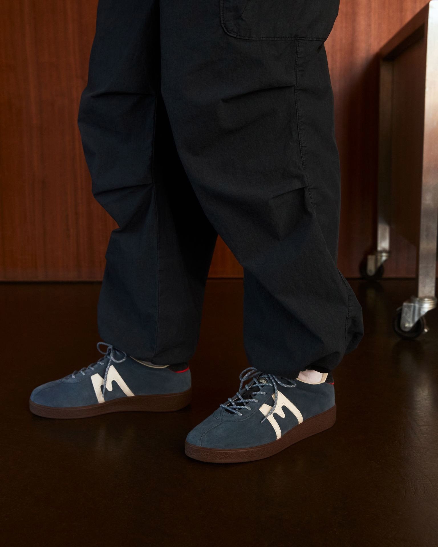 KARHU Trampas - china blue / bright white – Karhu US